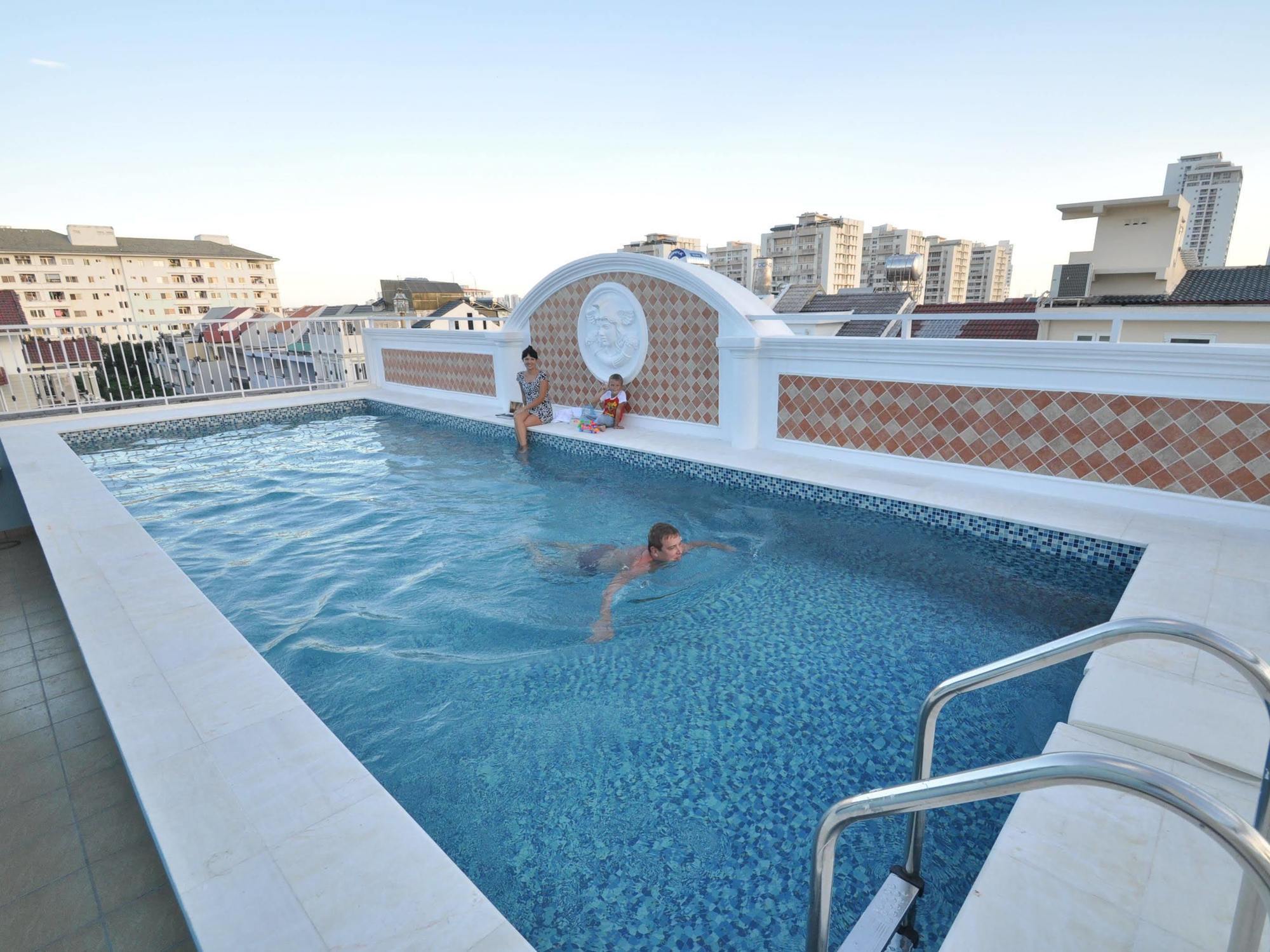 Central Hotel & Residences Swimming Pool Πόλη Χο Τσι Μινχ Εξωτερικό φωτογραφία
